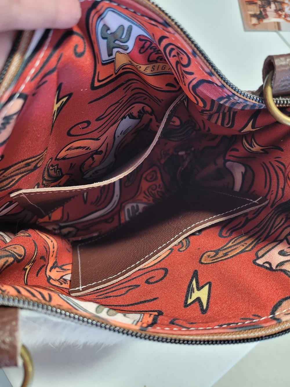 Fringe Crossbody Bag with Cowhide and Tooled Leather - Brown/White - Picture 3 of 7